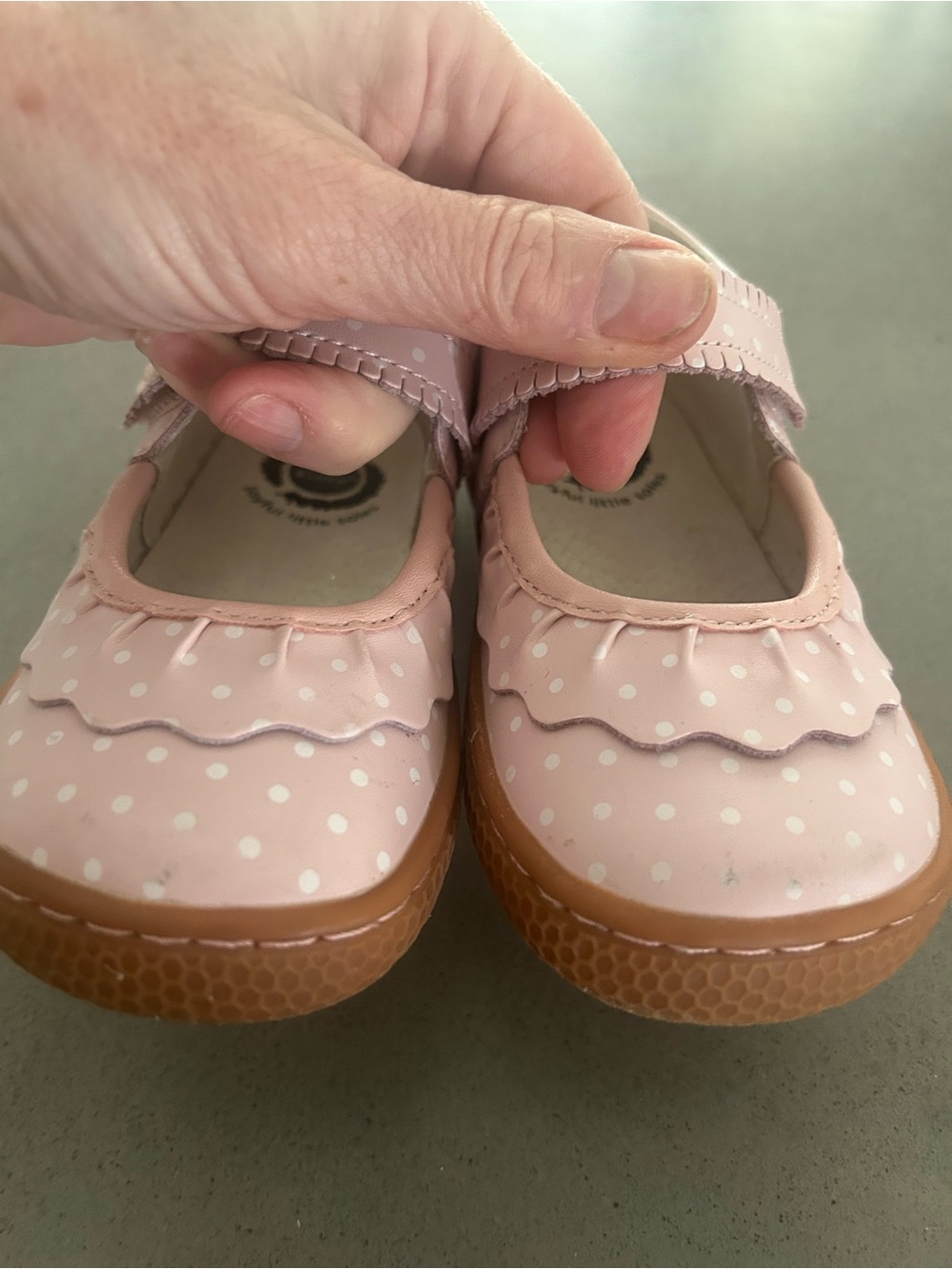 LIVIE & LUCA GIRL'S RUCHE LEATHER HOOK AND LOOP MARY JANE SHOE, PINK POLKA DOT